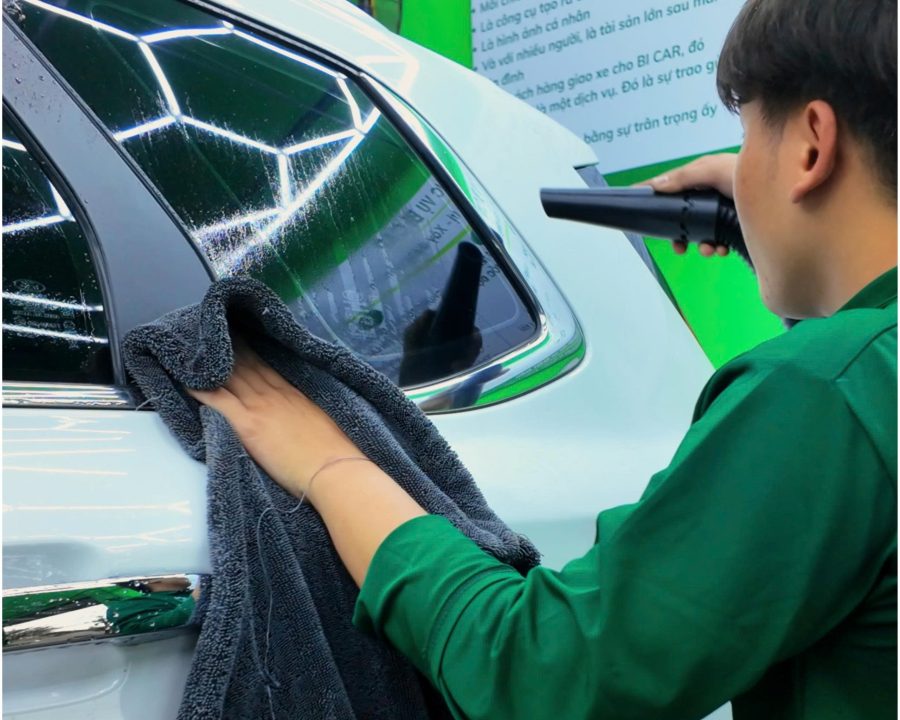 Rửa xe tiêu chuẩn